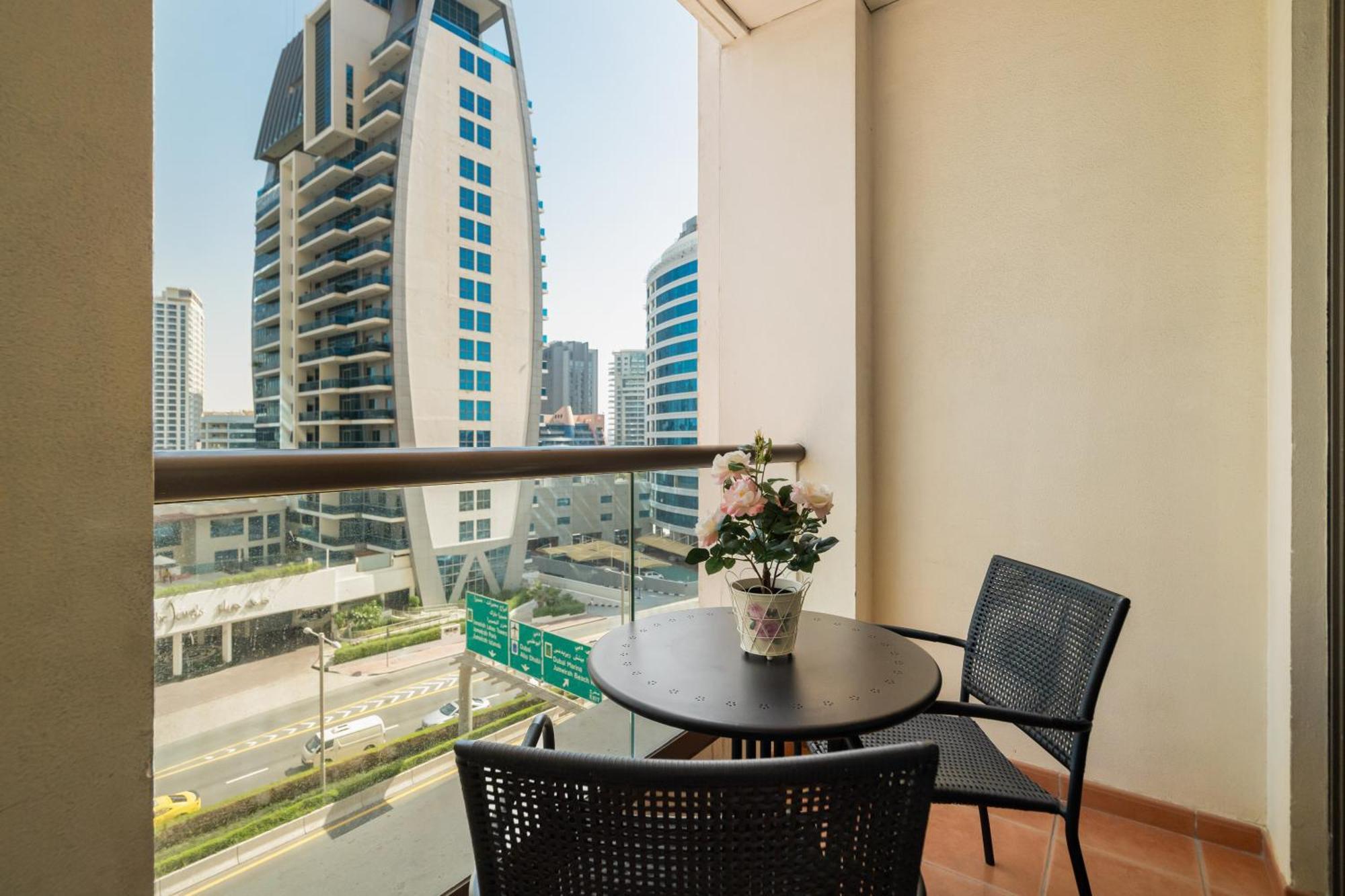 Beautiful 2Br & 4Br Apartments On Jbr Beach, Walking Distance To Bluewaters Island - By Sunkissed Holiday Homes Dubai Luaran gambar